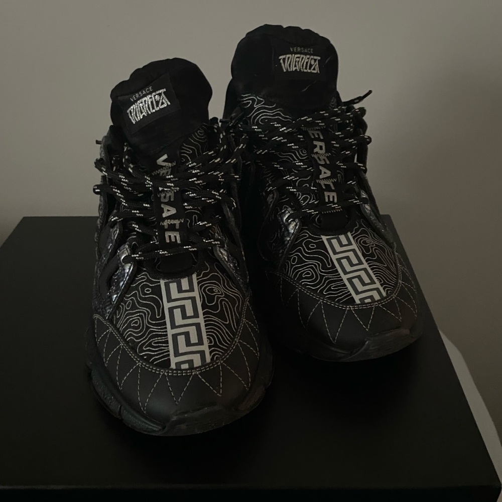 Versace Trigera Size 12